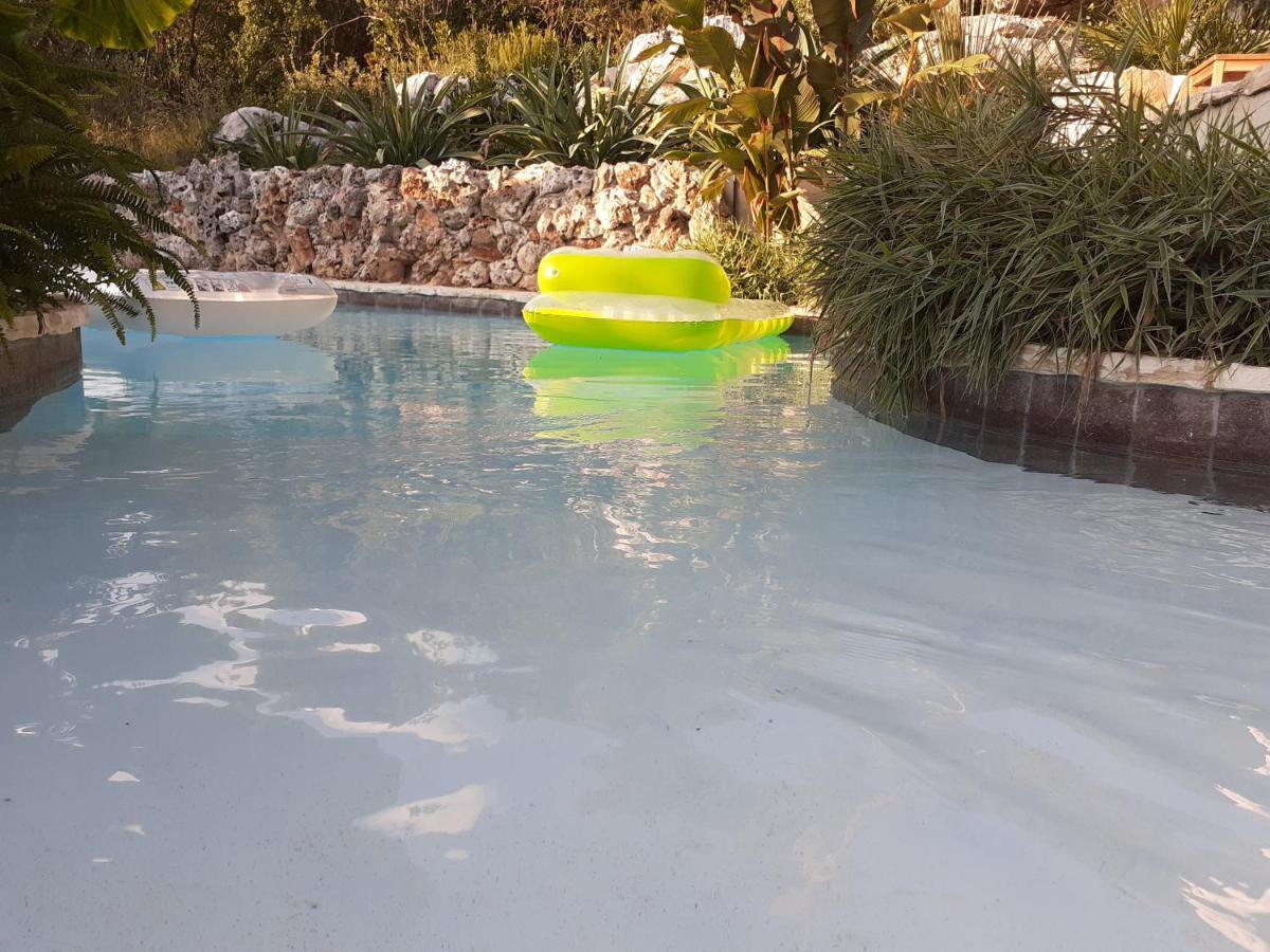 Relax Tiny Villas 40 Meters Of The Beach Zrnovo Екстериор снимка
